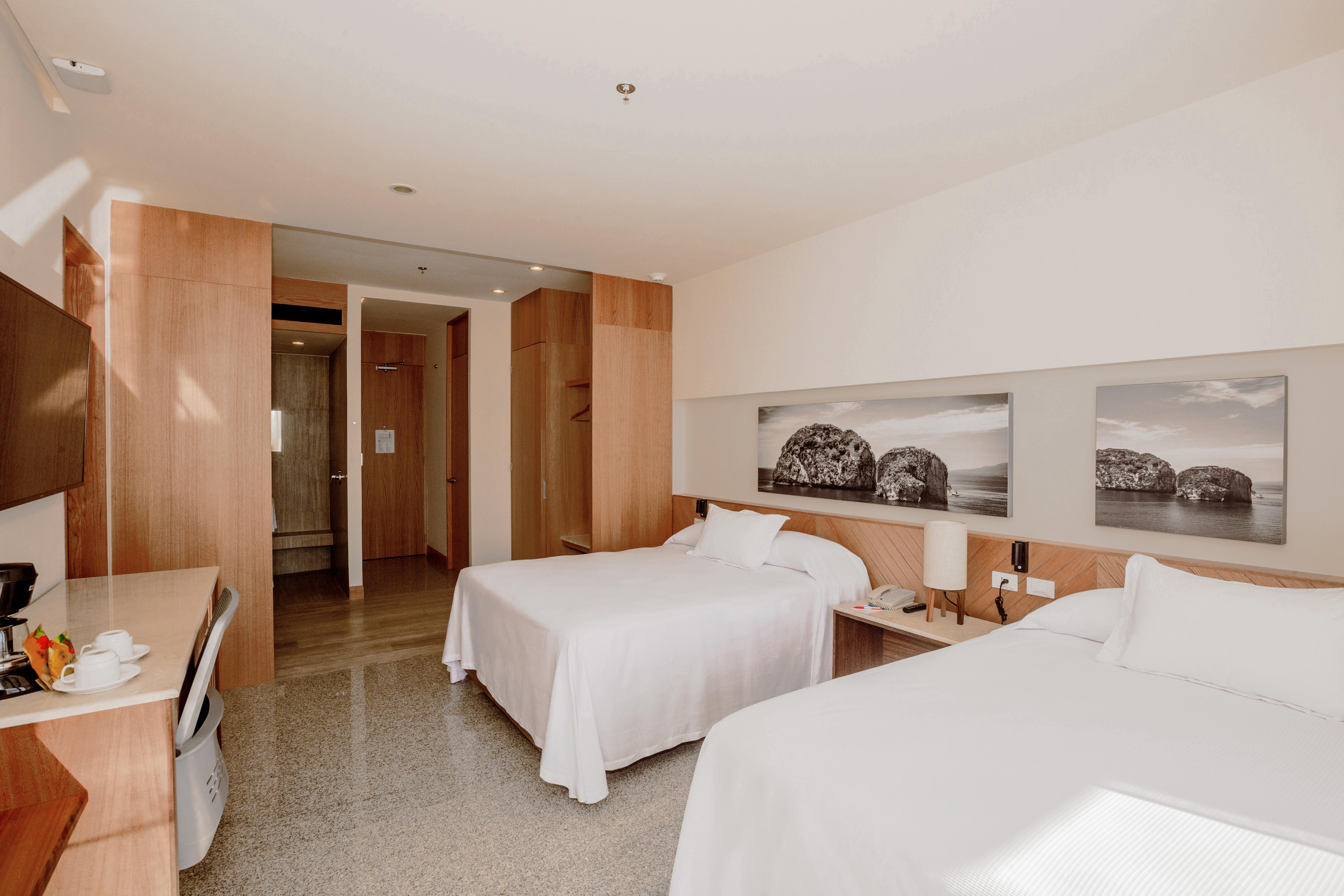 Hotel Mio Vallarta Unique & Different- Adults Only Puerto Vallarta Bagian luar foto A room at the hotel