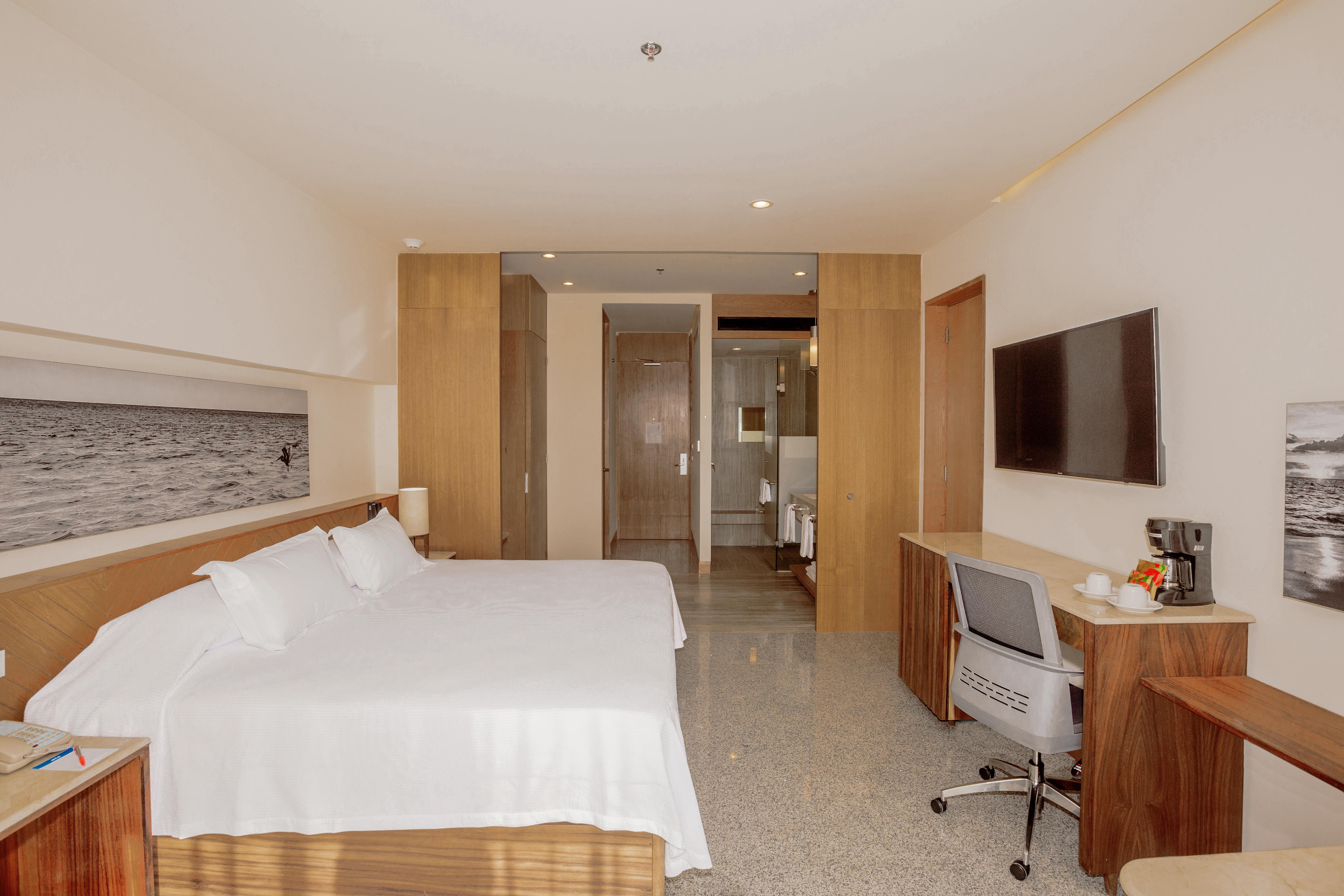 Hotel Mio Vallarta Unique & Different- Adults Only Puerto Vallarta Bagian luar foto A room at the hotel