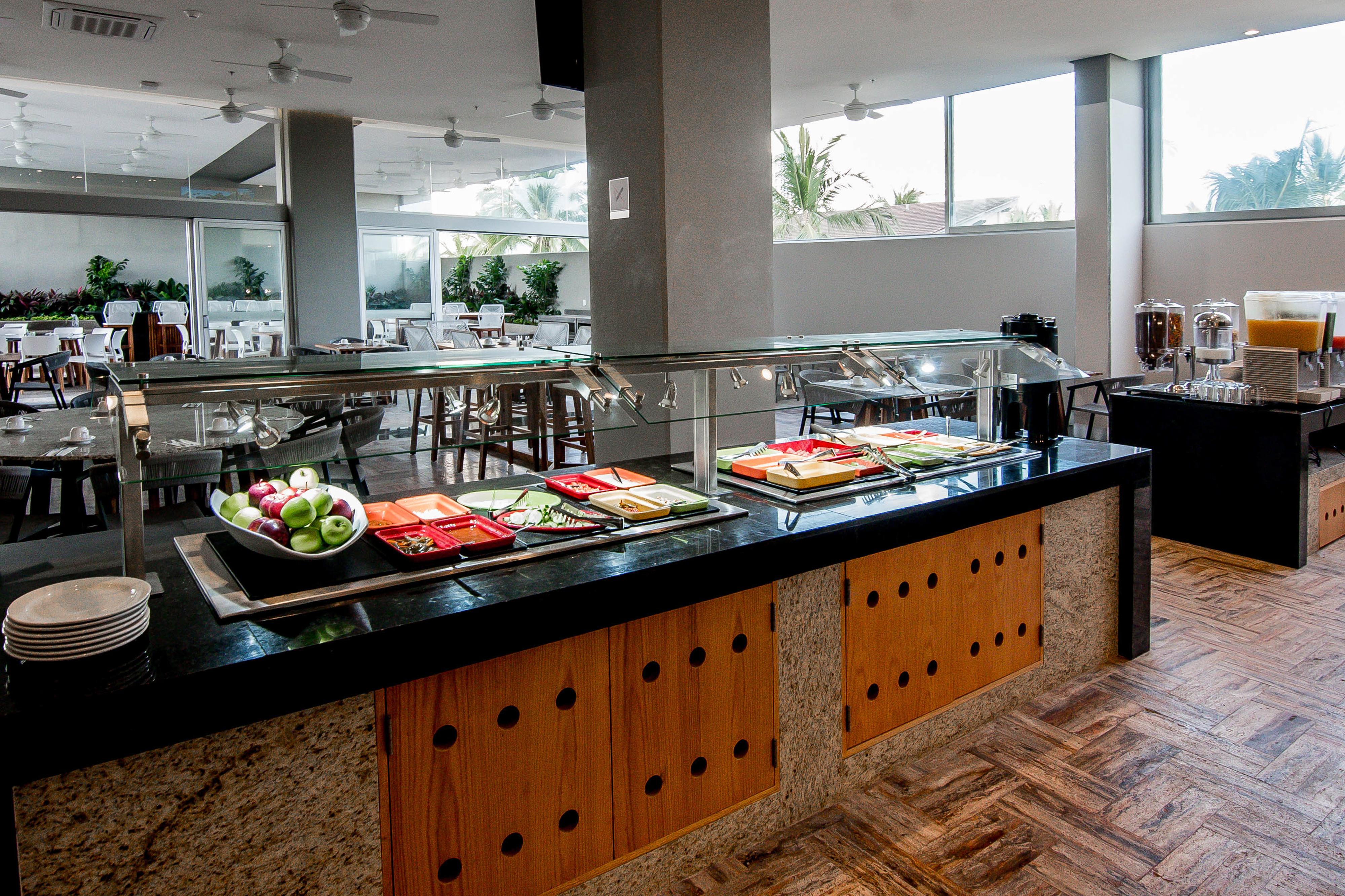 Hotel Mio Vallarta Unique & Different- Adults Only Puerto Vallarta Bagian luar foto A buffet at a hotel