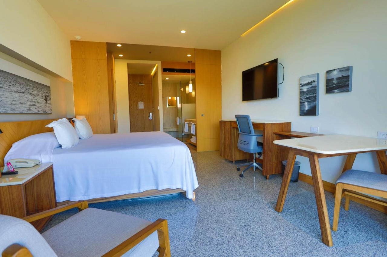 Hotel Mio Vallarta Unique & Different- Adults Only Puerto Vallarta Bagian luar foto